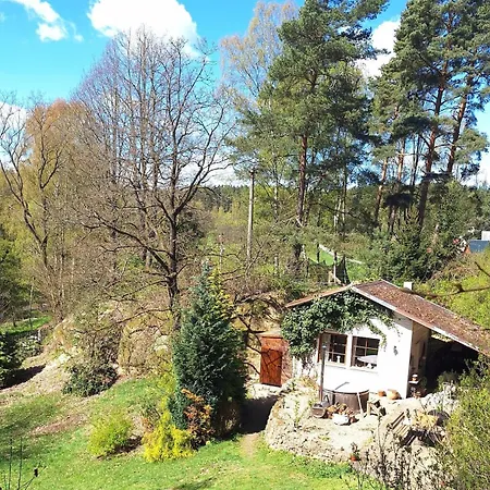 Hidden Rock - Romantic Reatreat And Hot Tub Rynoltice